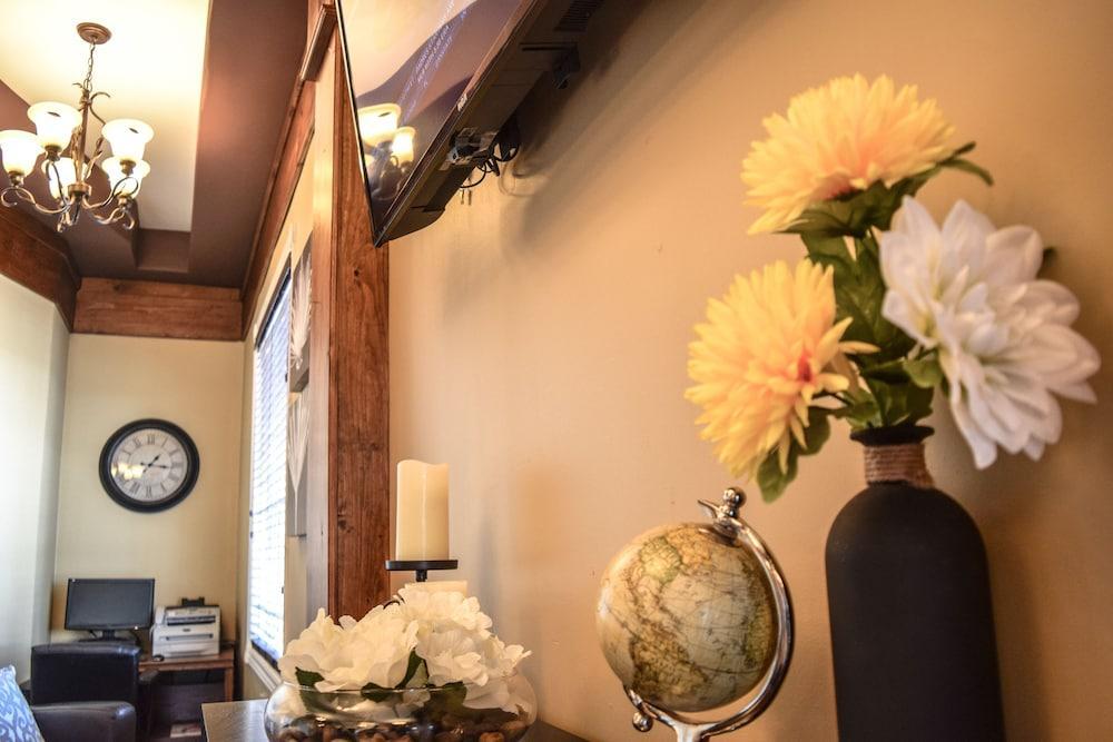 Canadas Best Value Inn & Suites-Charlottetown Esterno foto