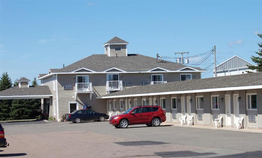 Canadas Best Value Inn & Suites-Charlottetown Esterno foto
