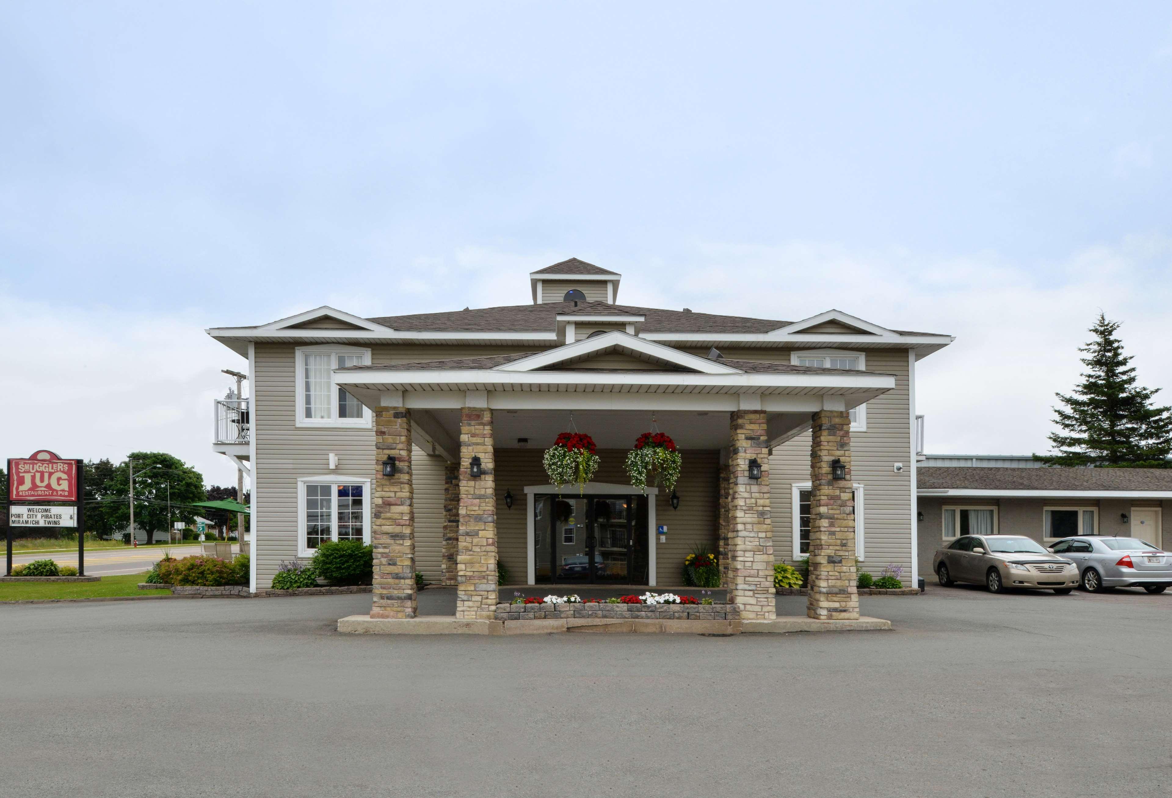 Canadas Best Value Inn & Suites-Charlottetown Esterno foto