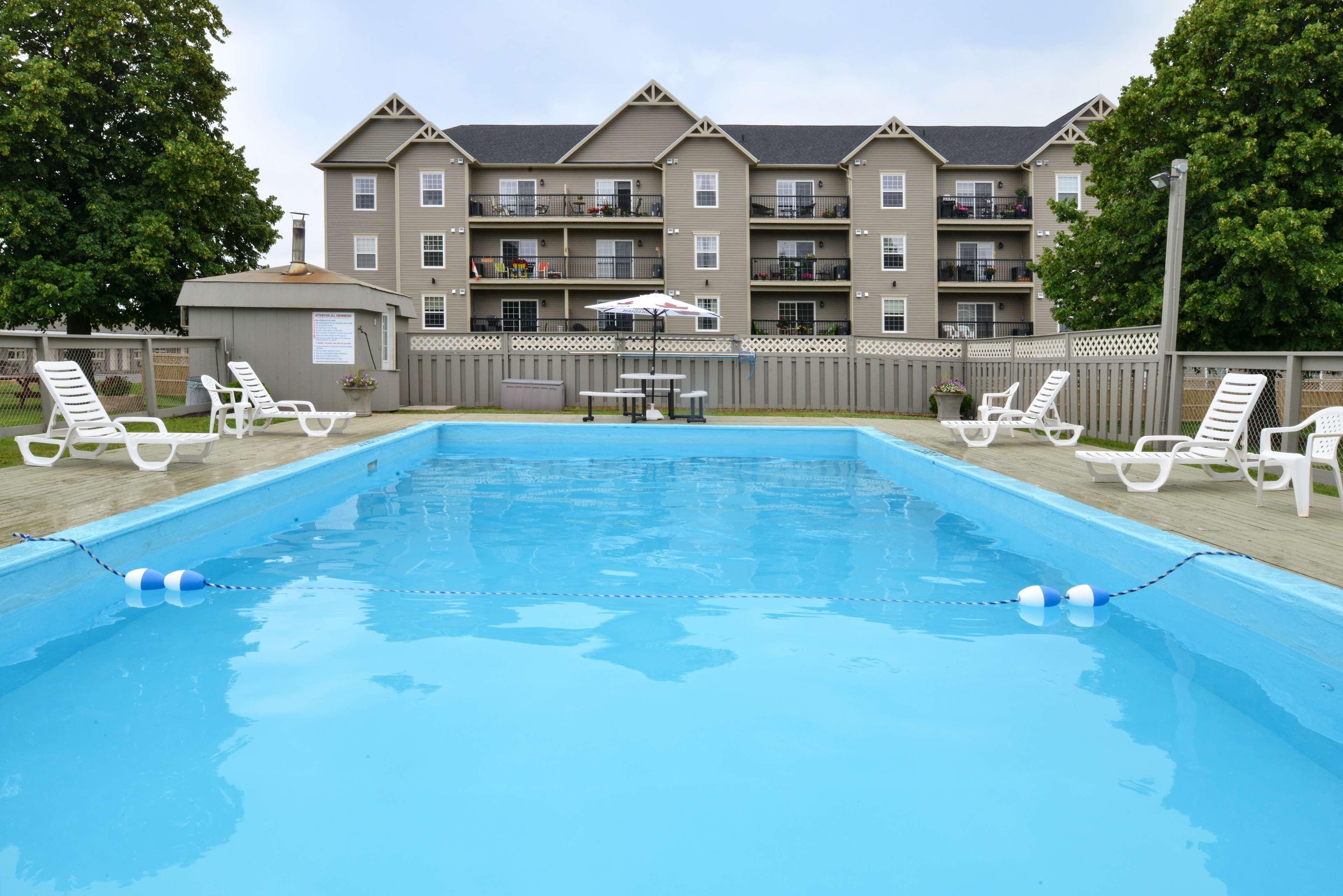 Canadas Best Value Inn & Suites-Charlottetown Esterno foto