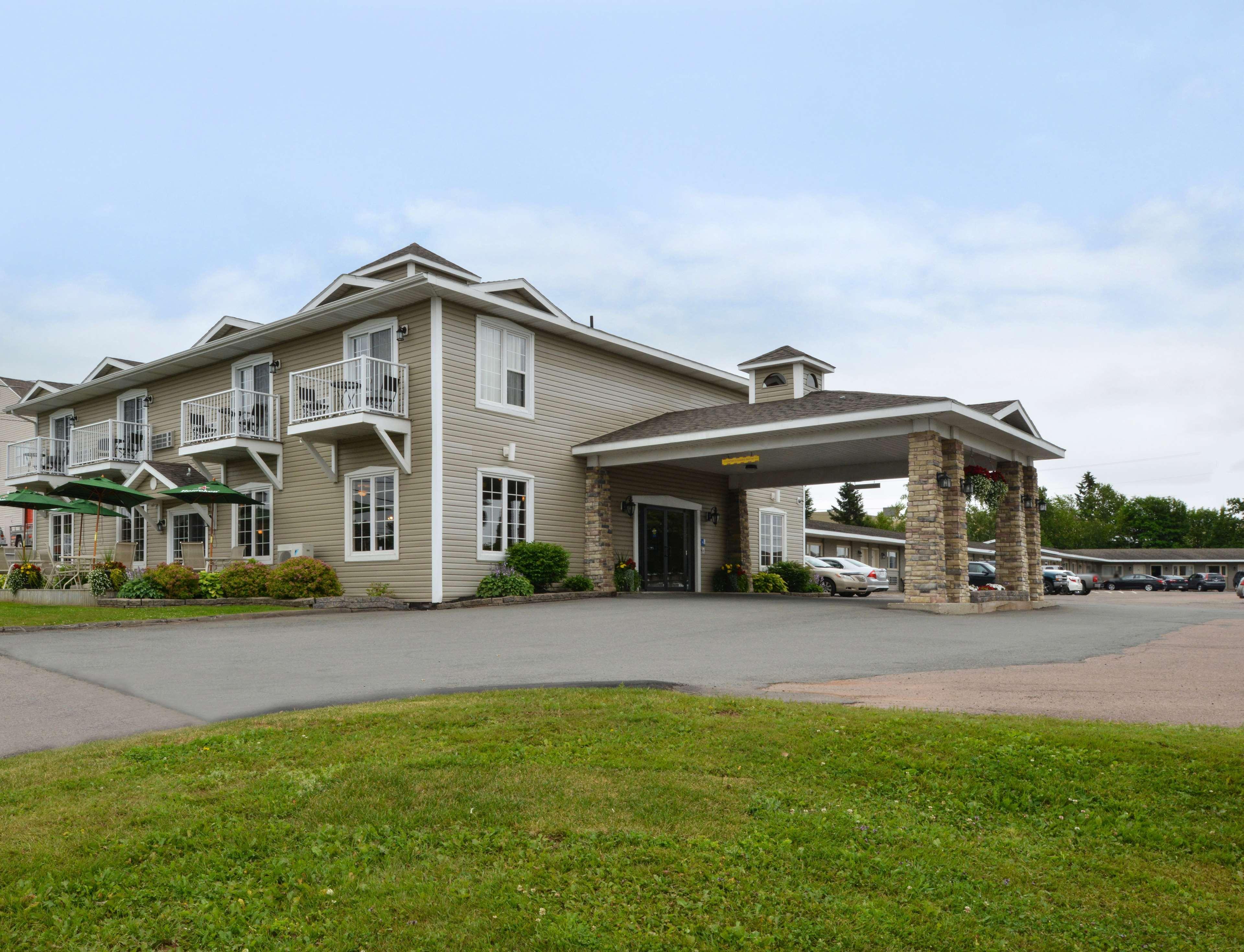 Canadas Best Value Inn & Suites-Charlottetown Esterno foto
