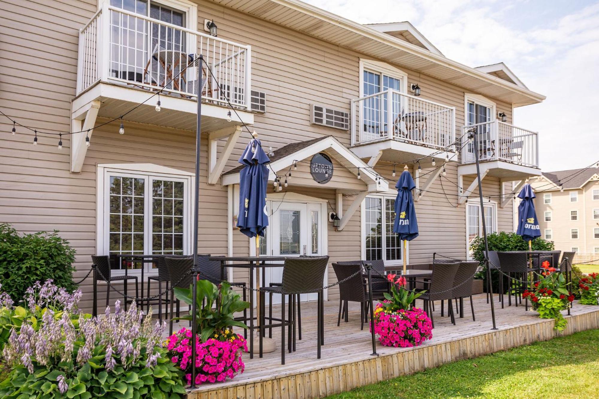 Canadas Best Value Inn & Suites-Charlottetown Esterno foto