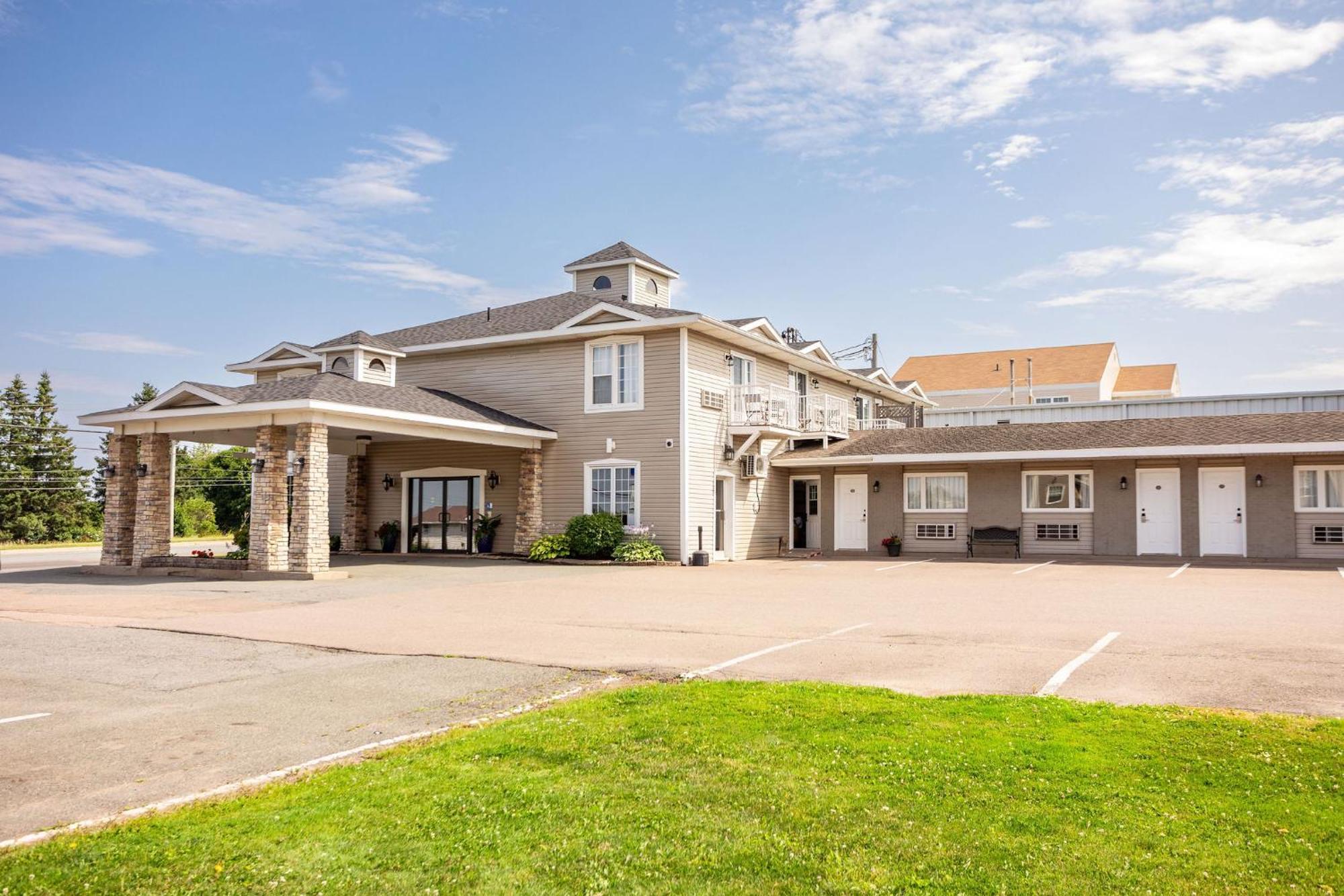 Canadas Best Value Inn & Suites-Charlottetown Esterno foto